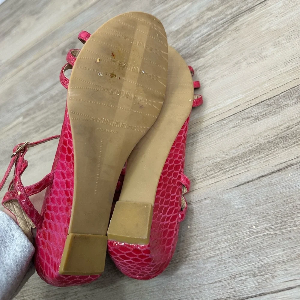 Stuart Weitzman pink snakeskin-embossed sandals heels Size 6